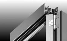 The stainless steel head guide rolls in semi-rigid PVC guide to reduce operation noise.